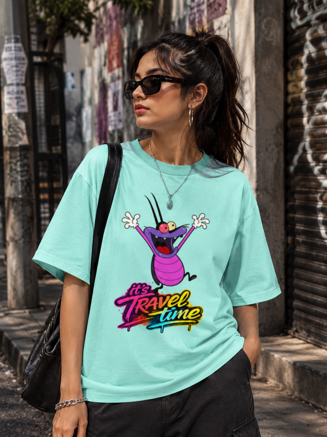 Travel Cockroach Oversized T-Shirt