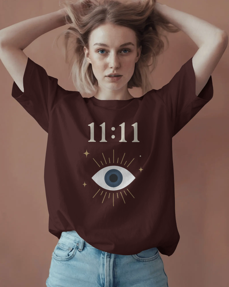 11:11 Oversized T-Shirt